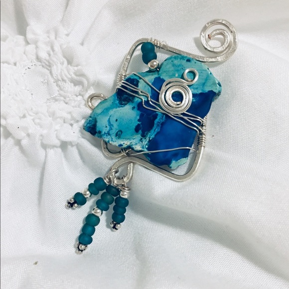 Pendant - Picture 2 of 5